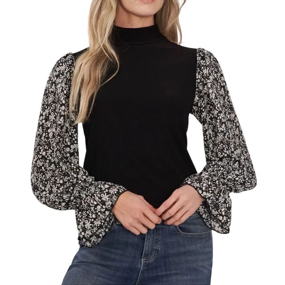 CeCe floral sleeve mixed media knit top Medium